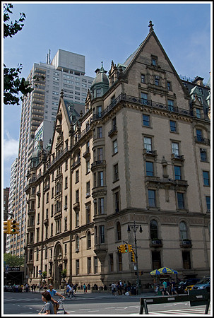 The Dakota - John Lennon Murdered Here