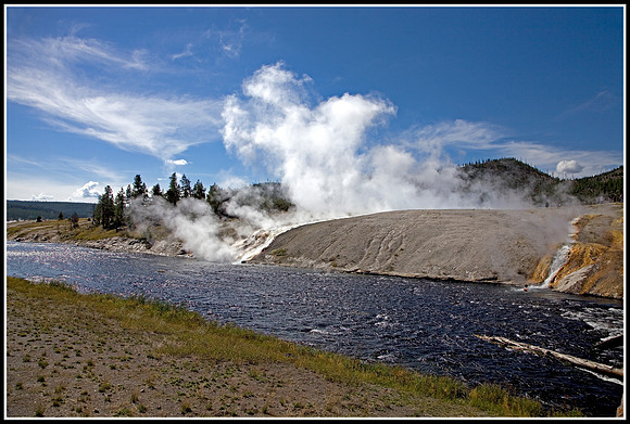 Midway Geyser Basin