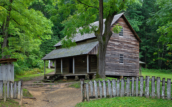 Cades Cove Cabin - Smoky Mountains